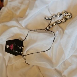 Paparazzi necklace and earrings